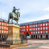 Pprincipal_Plaza-Mayor-de-Madrid-1170x450